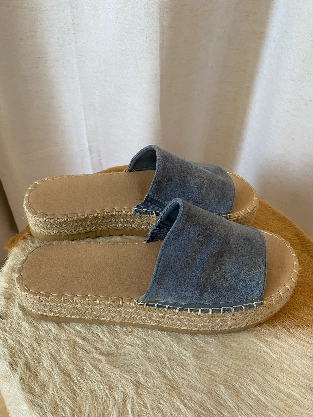 Beach by Matisse lightweight Blue Suede Espadrille Slide Sandals Women’s size 8
